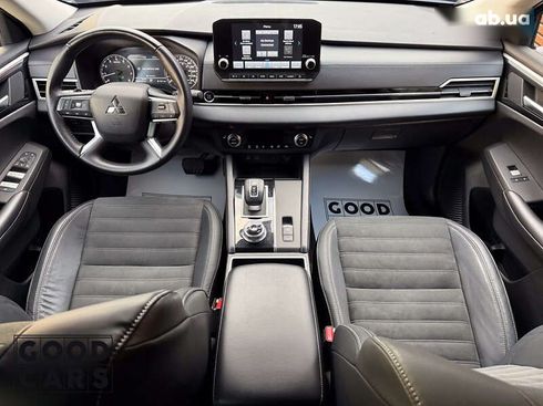 Mitsubishi Outlander 2022 - фото 30