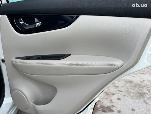 Nissan Rogue 2017 белый - фото 26