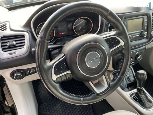 Jeep Compass 2017 - фото 14
