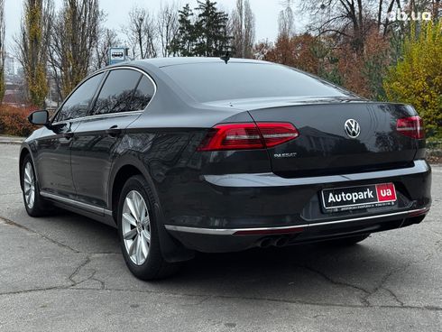 Volkswagen Passat 2018 серый - фото 19