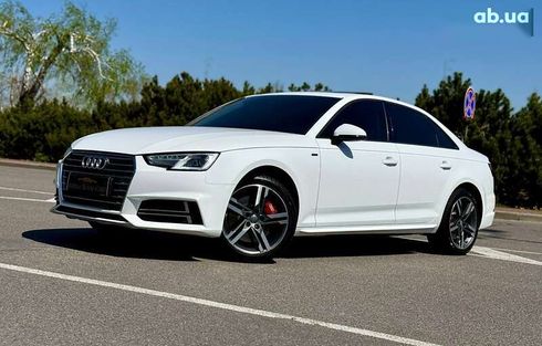 Audi A4 2018 - фото 4