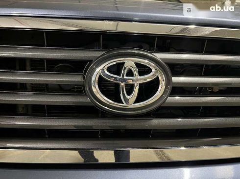 Toyota Sequoia 2017 - фото 15