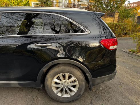 Kia Sorento 2017 черный - фото 9