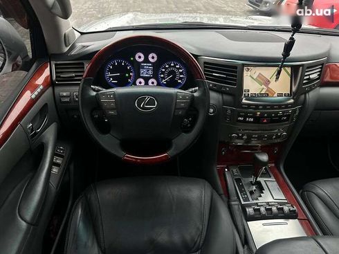 Lexus LX 2008 - фото 22