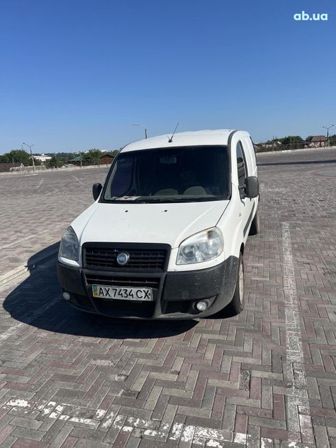 Fiat Doblo 2007 белый - фото 7