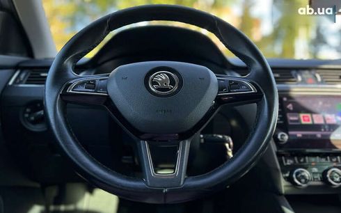 Skoda Octavia 2018 - фото 19