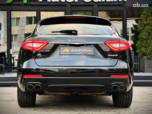 Maserati Levante 2018 - фото 18