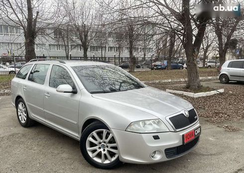 Skoda Octavia 2006 - фото 11