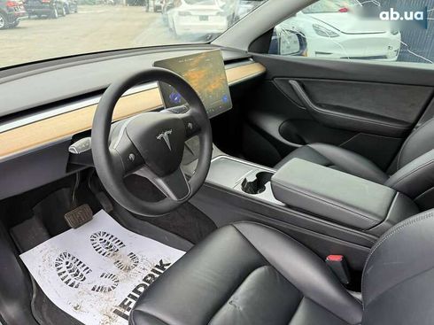 Tesla Model Y 2021 - фото 18