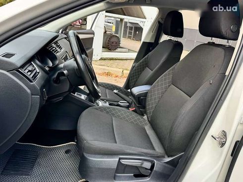 Skoda Octavia 2019 - фото 22