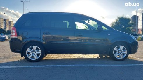 Opel Zafira 2012 черный - фото 4