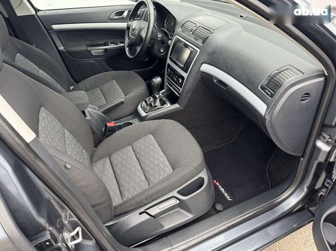 Skoda Octavia 2011 - фото 19