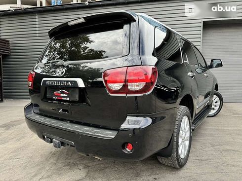 Toyota Sequoia 2021 - фото 9