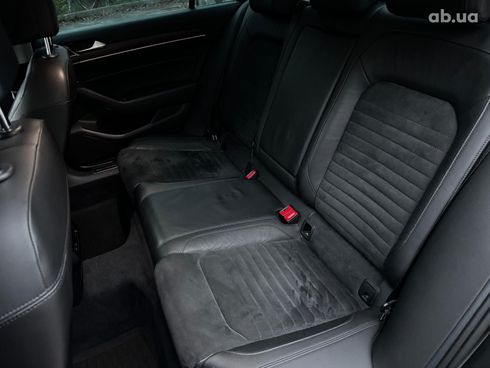Volkswagen Passat 2018 серый - фото 25