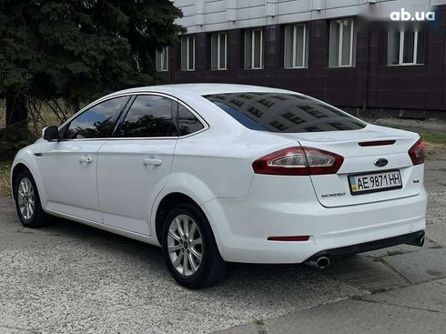 Ford Mondeo 2011 - фото 10