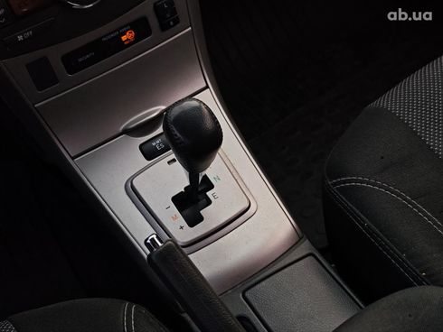 Toyota Corolla 2007 серый - фото 50