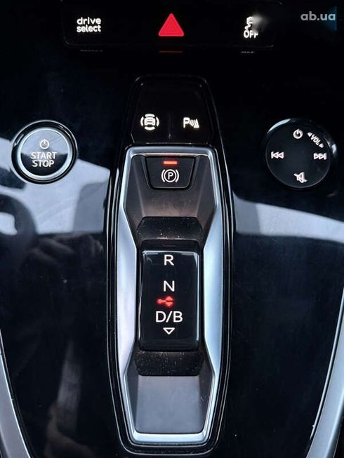 Audi Q4 Sportback e-tron 2023 - фото 22