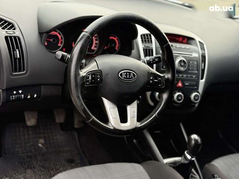 Kia Cee'd 2010 - фото 8