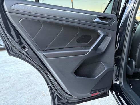 Volkswagen Tiguan 2020 черный - фото 46