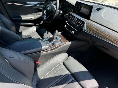 BMW 5 серия 2017 черный - фото 53