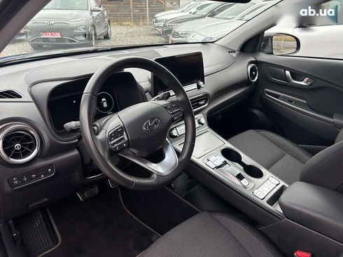 Hyundai Kona Electric 2021 - фото 14