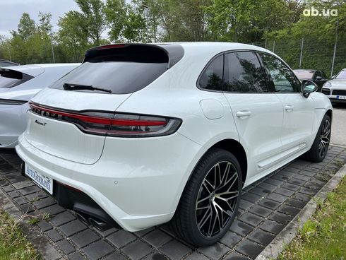 Porsche Macan 2023 - фото 17