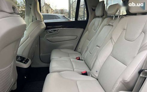 Volvo XC90 2019 - фото 17