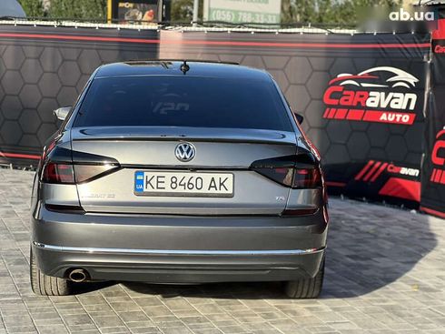 Volkswagen Passat 2017 - фото 13