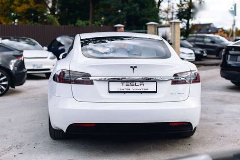 Tesla Model S 2020 - фото 10