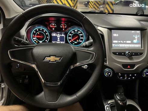 Chevrolet Cruze 2018 - фото 21