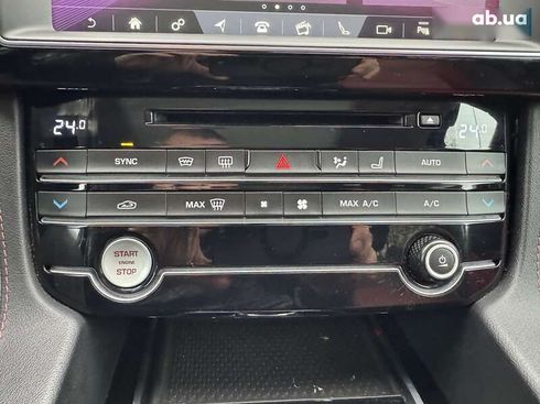 Jaguar F-Pace 2019 - фото 18