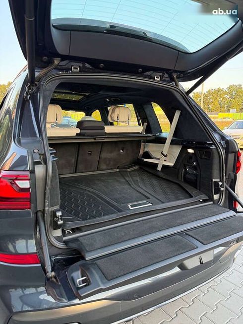 BMW X7 2022 - фото 18