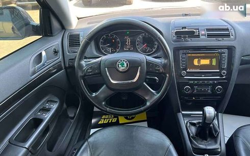 Skoda Octavia 2010 - фото 14