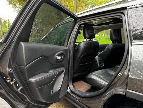 Jeep Cherokee 2015 серый - фото 29