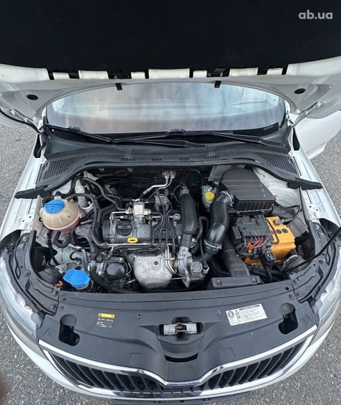Skoda Rapid 2013 белый - фото 9