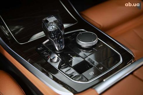 BMW X5 2019 - фото 19