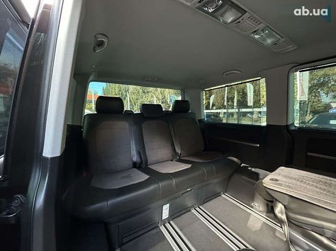 Volkswagen Multivan 2017 - фото 27