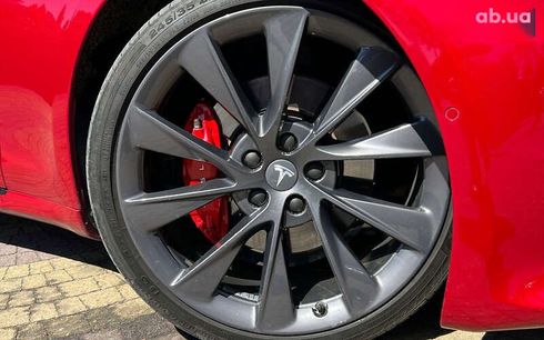 Tesla Model S 2019 - фото 19