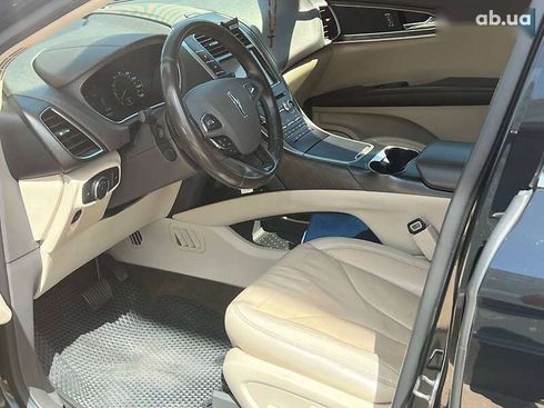 Lincoln MKX 2018 - фото 8