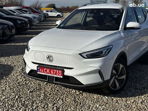 MG ZS EV 2022 - фото 13