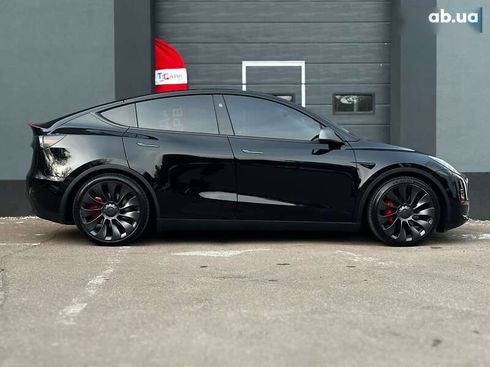 Tesla Model Y 2023 - фото 10
