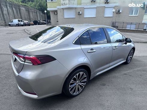 Toyota Corolla 2020 - фото 29
