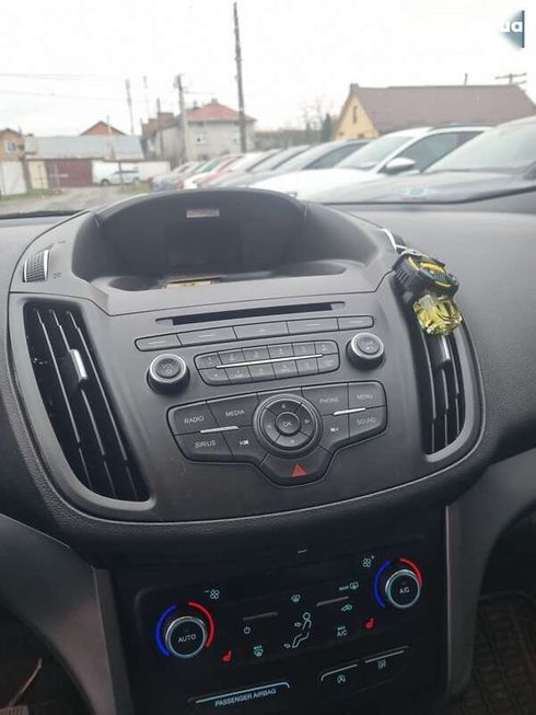 Ford Escape 2017 - фото 15