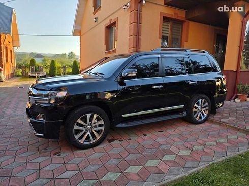 Toyota Land Cruiser 2018 - фото 4