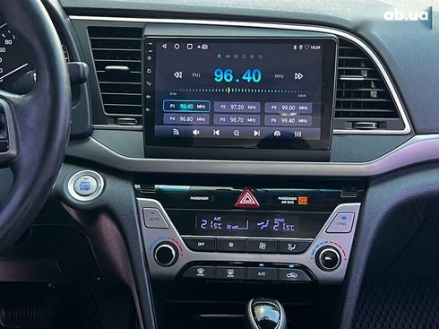 Hyundai Avante 2016 - фото 13
