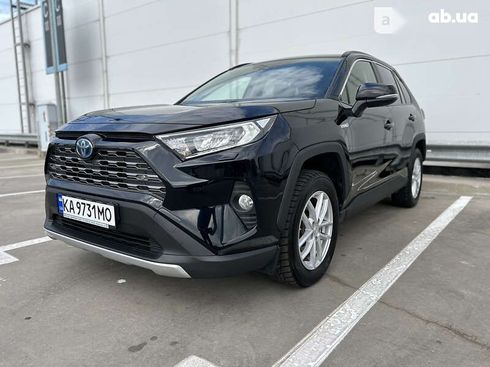 Toyota RAV4 2020 - фото 9