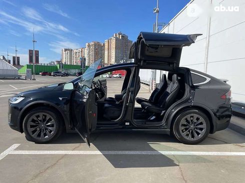 Tesla Model X 2018 - фото 15