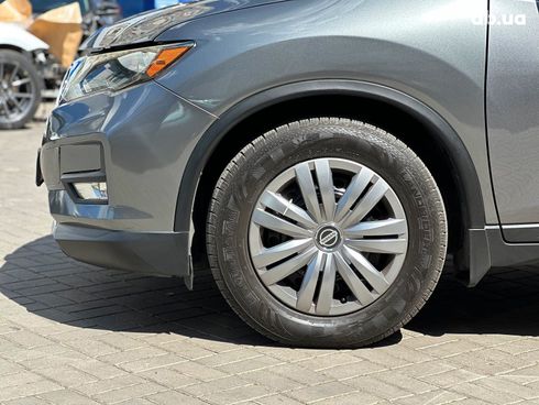 Nissan Rogue 2017 серый - фото 11