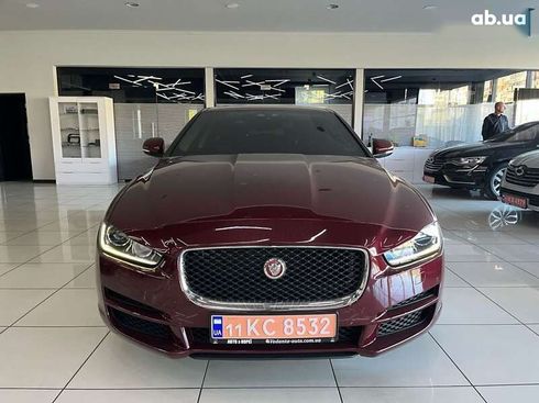 Jaguar XE 2016 - фото 2