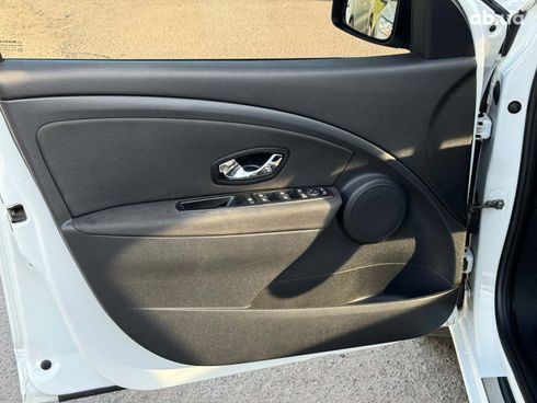 Renault Megane 2014 белый - фото 26